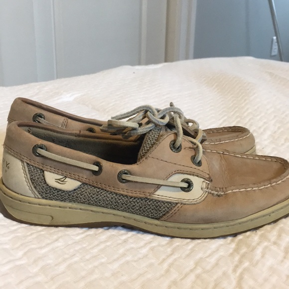 Classic neutral sperry boat shoe - Picture 2 of 8